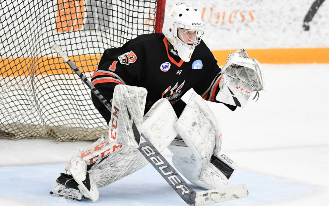 Jr. Hat Tricks dominate in 5-1 victory over Tomahawks