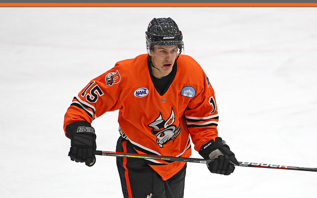 HAT TRICKS OPEN UP MONSTER STRETCH