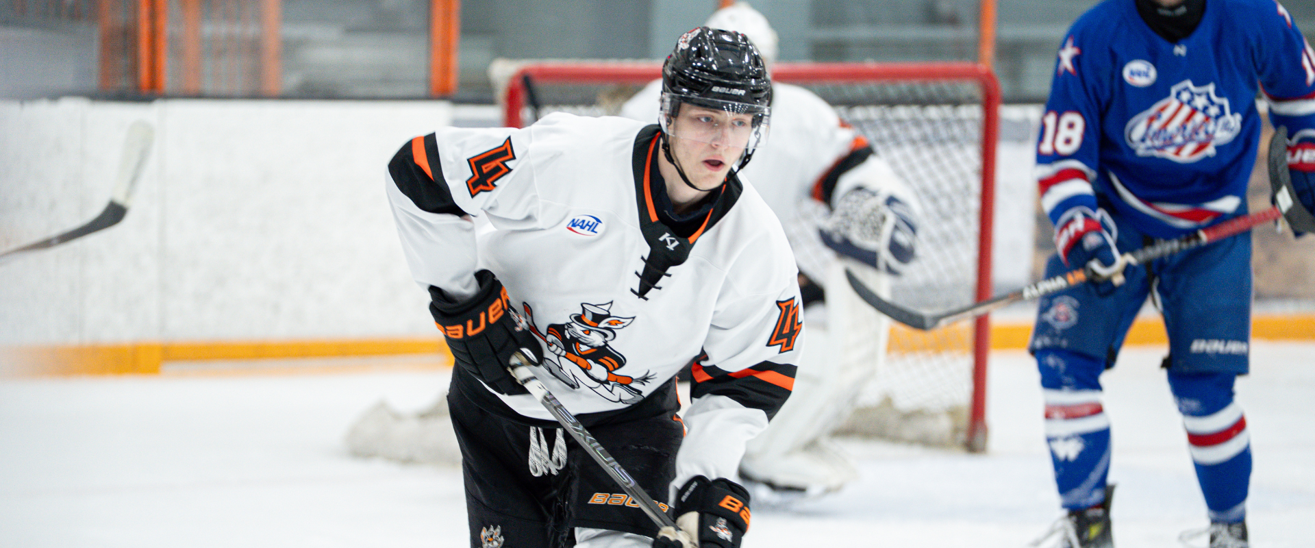 Defenseman Gavin O’Hara makes NCAA Commitment to University of Wisconsin-Eau Claire